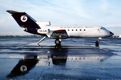 HA-LJB, Hungarian Regional Airlines, Yak-40