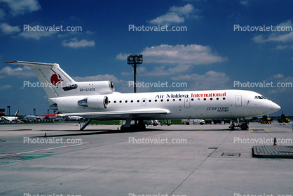 ER-42409, Air Moldova Airlines, Yak-42