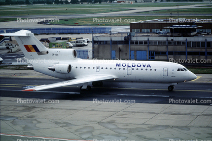 ER-YCA, Air Moldova Airlines, Yak-42D