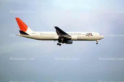 JA610J, Boeing 767-346ER, Japan Airlines JAL, CF6-80C2B2, CF6, 767-300 series