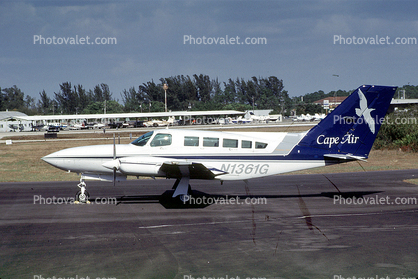 N1361G, Cape Air, Cessna 402C