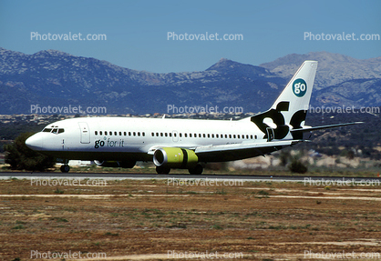 G-IGOH, Boeing 737-3Y0, 737-300, CFM56-3B1, CFM56