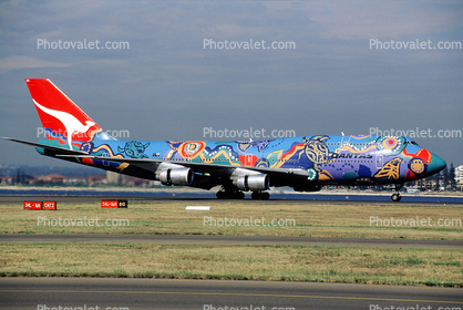 EH-EBU, Boeing 747-338, Qantas Airlines, RB211, Landing, Thrust Reversers Deployed