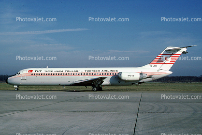 TC-JBK, Turkish Airlines THY, McDonnell Douglas DC-9-32