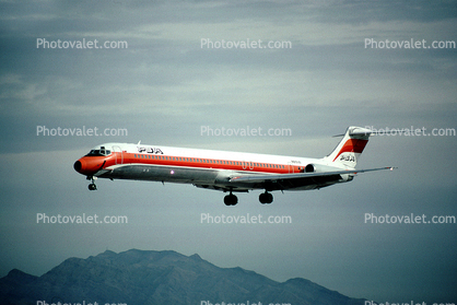 N810US, McDonnell Douglas MD-81, JT8D, JT8D-217, Smileliner