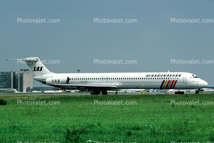SE-DFR, McDonnell Douglas MD-82, JT8D, JT8D-217C