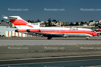 N693WA, Boeing 727-173C, PSA Pacific Southwest Airlines, JT8D, JT8D-7B, 727-100 series, Smileliner