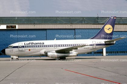 D-ABFS, Lufthansa, Boeing 737-230, JT8D-15, JT8D
