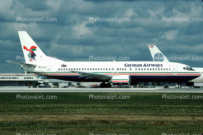 Boeing 737-4Y0, Caymen Airways, VR-CAL, 737-400 series