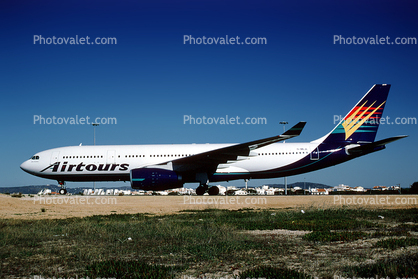 G-MLJL, Airtours International Airways, Airbus A330-243, Airtours, A330-200 series, 1999