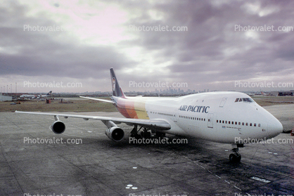 VH-EEI, Air Pacific, Boeing 747-123, 747-100, series 1988, 1980s, JT9D-7AH, JT9D, Island of Viti Levu, June 1988