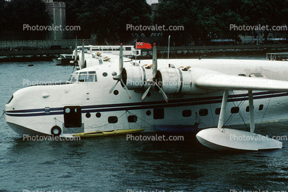 Short S-25 Sunderland 5(AN), G-BJHS, Thames River, London, 1982, 1980s