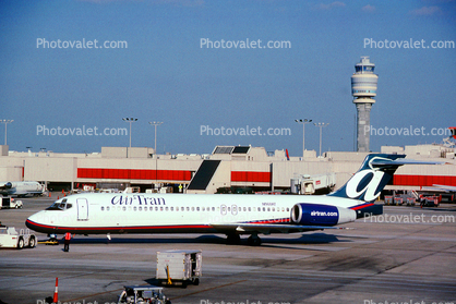 N960AT, Boeing 717-2BD, airTran Airways, BR715