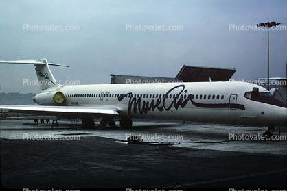 N932MC, McDonnell Douglas MD-82, JT8D-217, JT8D, June 1982