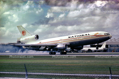 N82NA, National Airlines NAL, Landing, Smoke, Martenne, CF6-50C2, Douglas DC-10-30, March 1976, CF6, milestone of flight