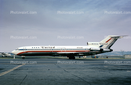 N7638U, Old-Colors, Boeing 727-222, JT8D-7B s3, JT8D, 727-200 series