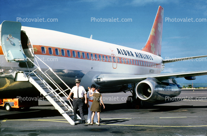 N73711, Boeing 737-297, 737-200 series, JT8D-9A, JT8D, Aloha Airlines, Funjet, June 1970