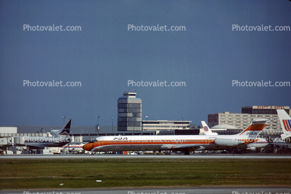 N940PS, PSA, McDonnell Douglas MD-81, JT8D-217, JT8D