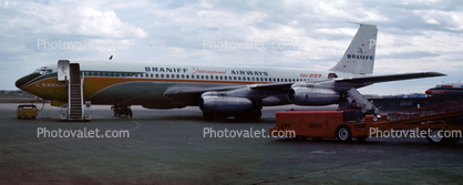 Boeing 707-227, Braniff International Airways