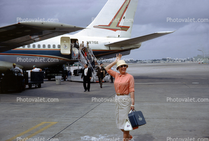 N8715E, Eastern Air Lines EAL, Boeing B720-025A, April 1964