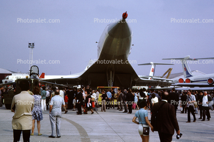Crowds, People, CCCP-68001, Prototype TU144, Tupolev Tu-144, Paris Air Show 1971, 1970s