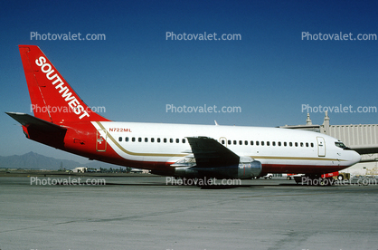 N722ML, Boeing 737-2T4, 737-200 series
