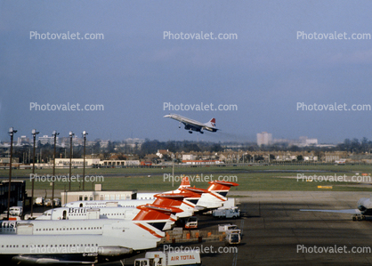 G-BOAD, British Airways BAW, Concorde 102 landing