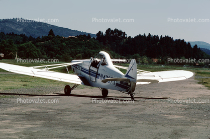 Piper PA-25-235, N4707Y, Calistoga, California