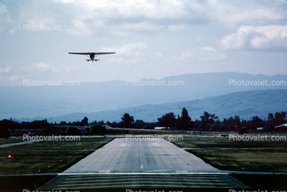 Runway, Landing Strip, airborne, flight, San Martin Airport, California
