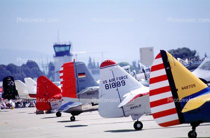 Tailplane, lots o" tails