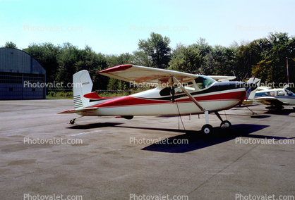 Cessna 186, N4926A