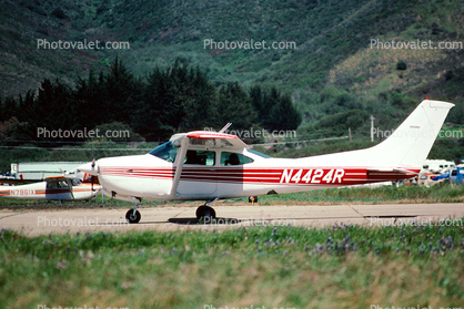 N4424R, 1978 Cessna TR182, 1970s