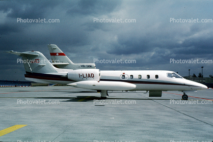 I-LIAD, Learjet-35A, wingtip fuel tanks