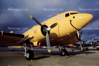Smiling Canary, Douglas DC-3 Twin Engine Prop