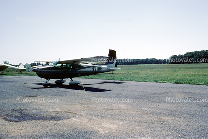 N7111E, Cessna 18182B Skylane2