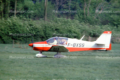 F-BXSS, Robin DR-400-120 Dauphin 2+2