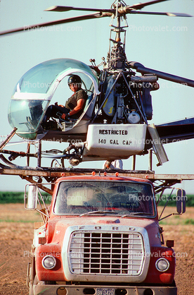 Crop Dusting, Aerial Spraying, Pesticide, Hiller UH-12, Central Valley