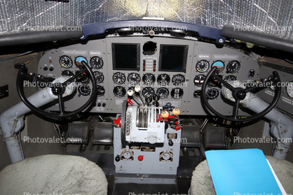 DC-3 Cockpit Interior, Steering Column