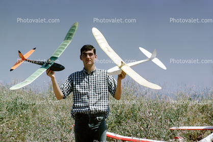 Gliders, Radio Controlled, man, male, June 1961, 1960s