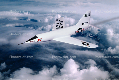 Bell X-2 supersonic research aircraft, milestone of flight