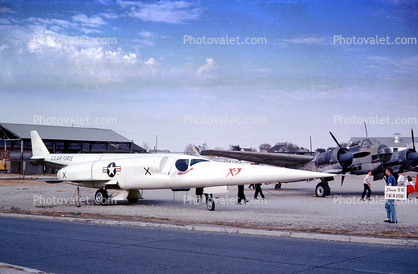 Twin-turbojet X-3