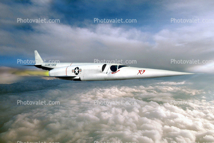 Twin-turbojet X-3, milestone of flight