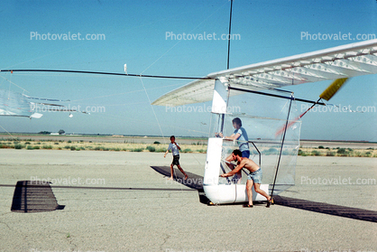 AeroVironment Gossamer Albatross, Dr. Paul B. MacCready, human-powered aircraft