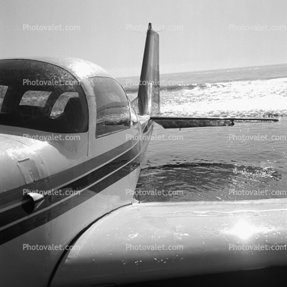 Beach Emergency Landing, N71LB, Meyers Interceptor 400, 1972, Turbo-prop