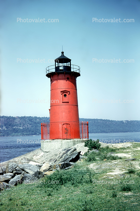 Jeffrey's Hook Lighthouse, the Little Red Lighthouse, Hudson River, Manhattan, New York City, East Coast, Eastern Seaboard, Atlantic Ocean, Little Red Lighthouse
