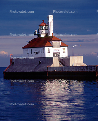 Duluth Harbor South Breakwater Outer Lighthouse, Duluth, Minnesota, Lake Superior, Great Lakes, Harbor