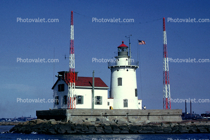 Cleveland Harbor West Pierhead Lighthouse, Lake Erie, Great Lakes, Ohio, Harbor