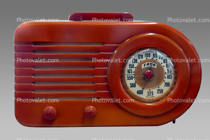 Fada Model 1000 Bullet radio, 1945, Catalin Radio