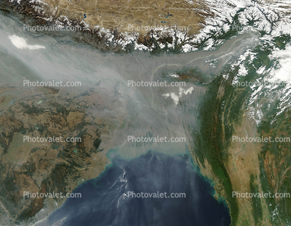 haze/smog over the Indo-Gangetic Plain, January 2013, Ganges, India, Tibet, Bangladesh, Himalayas, Bay of Bengal