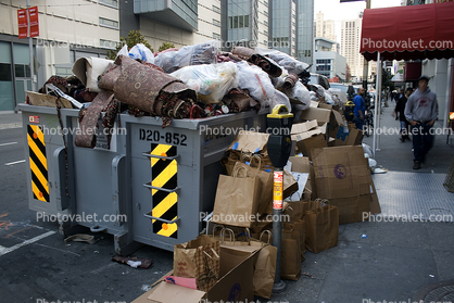 Dumpster outside Buca de Bepo